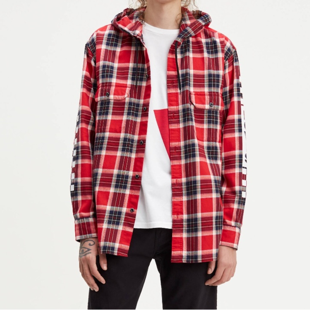Levis Workwear Button Up Flannel Hooded Shirt Mens Small Red Plaid 100% Cotton